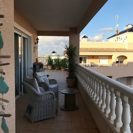 Villamartin דירה *